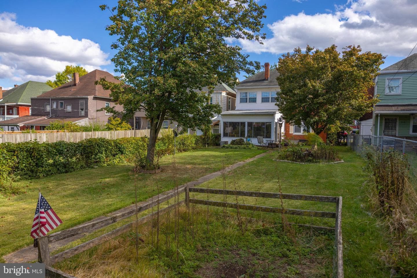 219 Westside Avenue photo 6