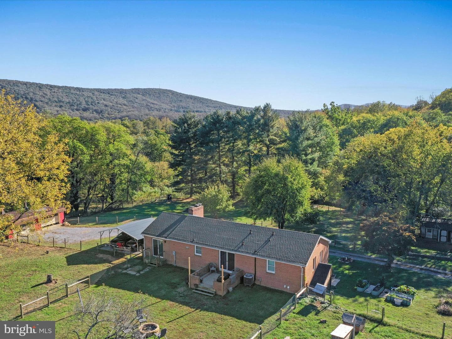 623 Docs Lane photo 25