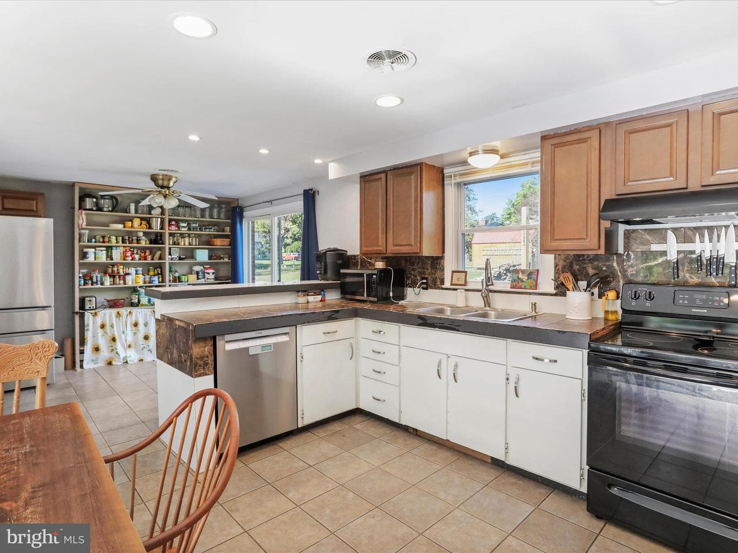 623 Docs Lane photo 31