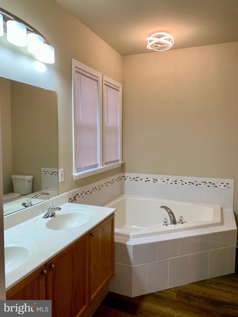 121 Colton Court photo 46
