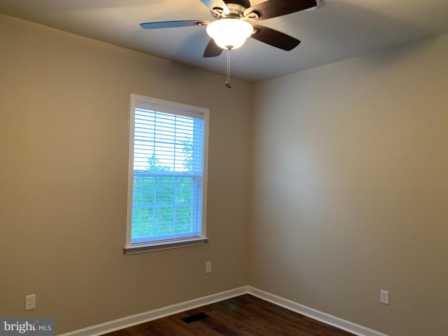 121 Colton Court photo 56