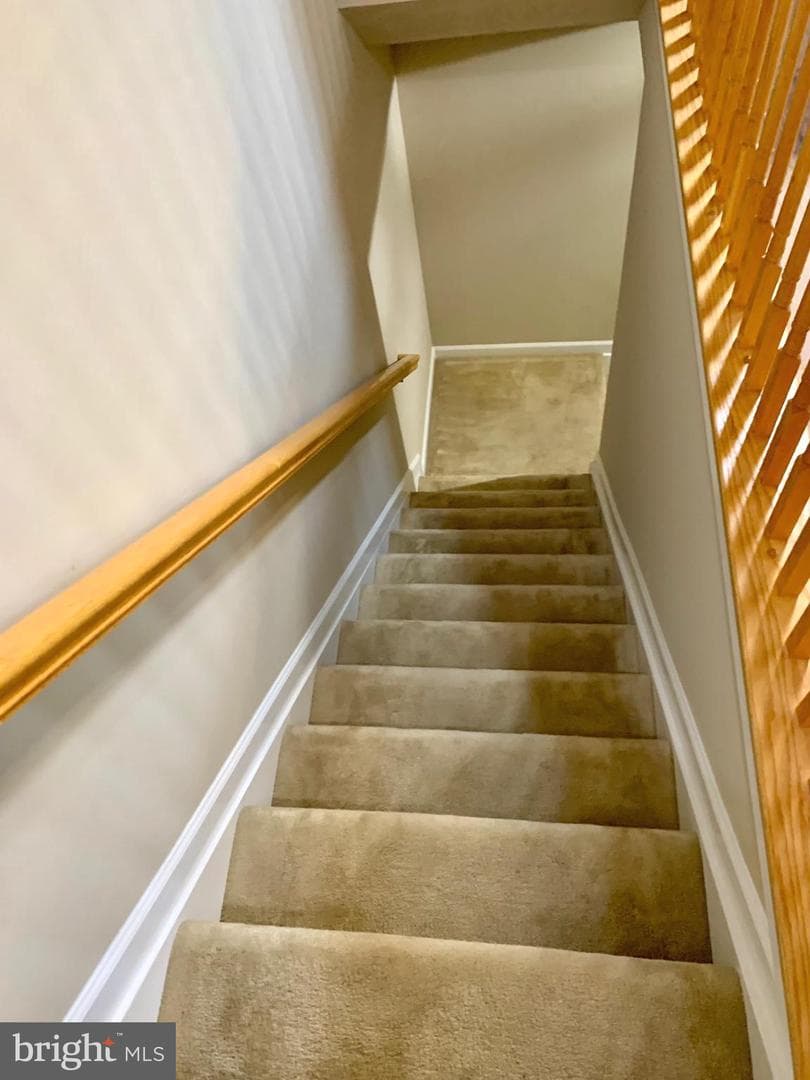 121 Colton Court photo 72