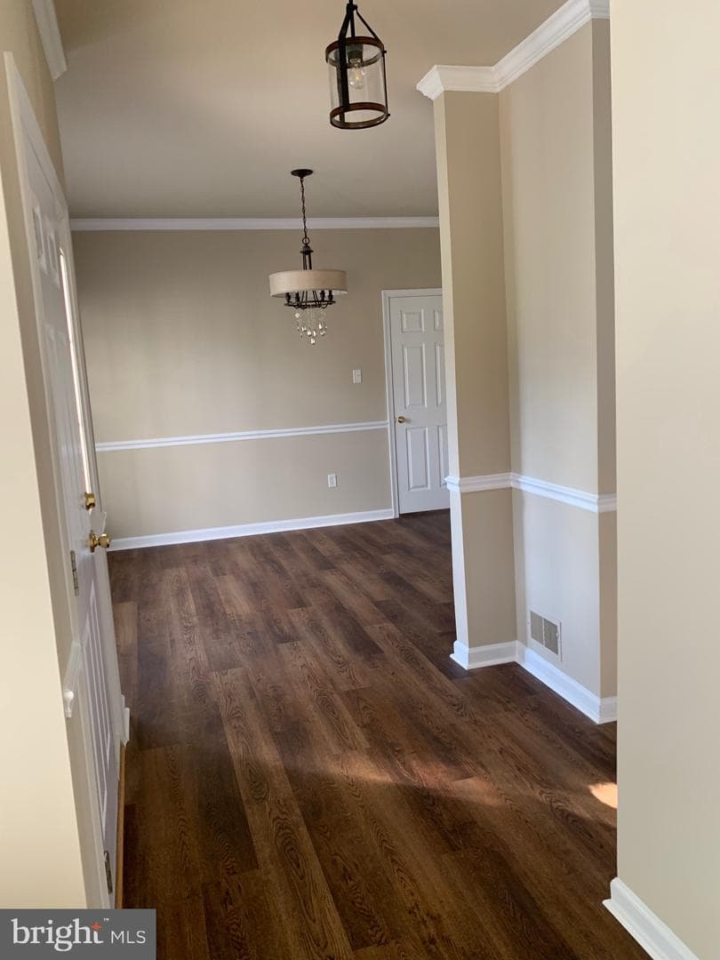 121 Colton Court photo 8