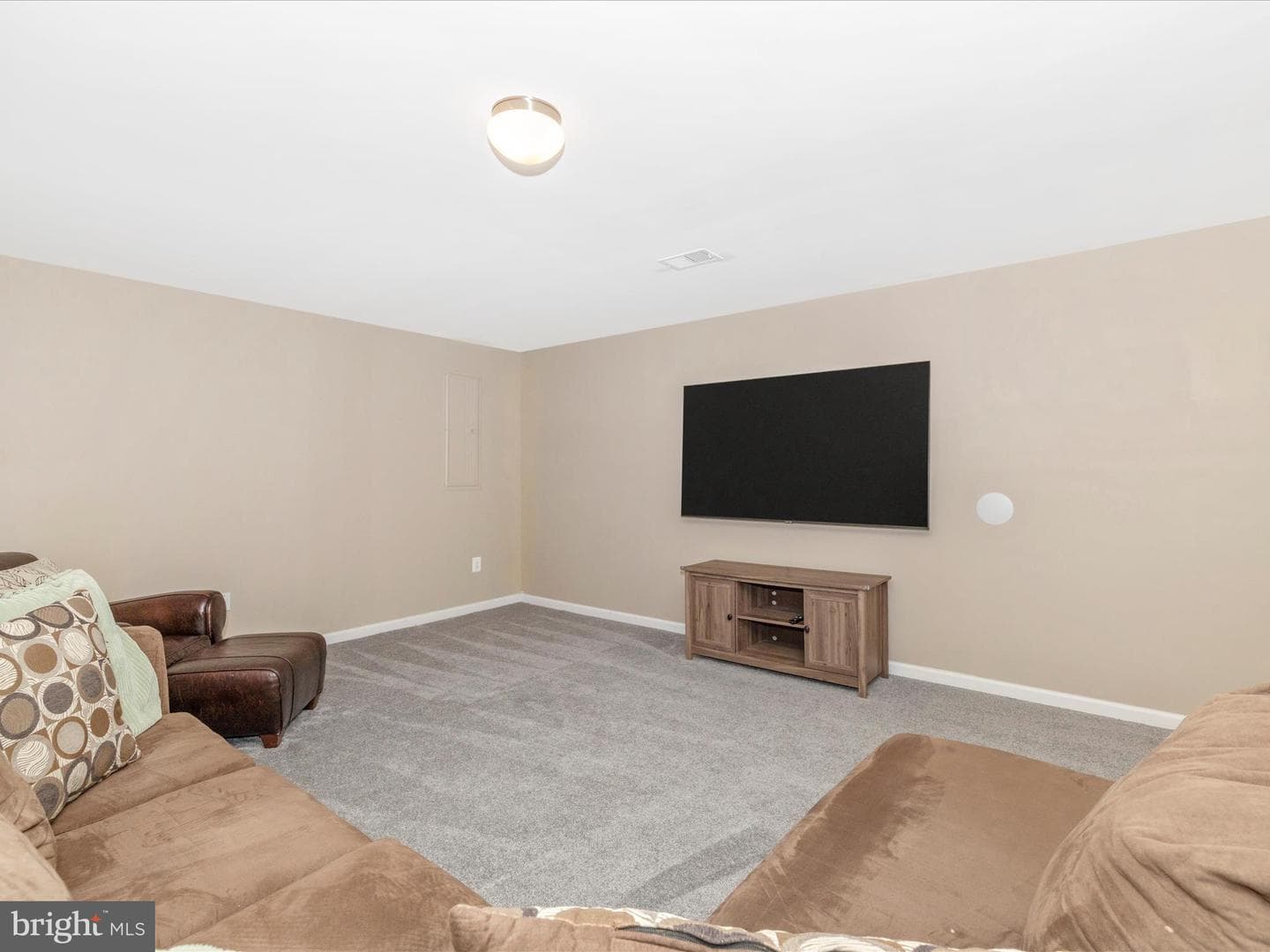 9441 Westenberger Drive photo 37