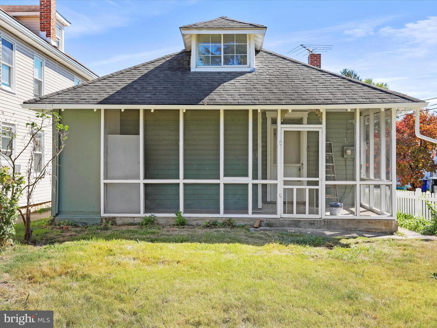 541 Guilford Avenue photo 22