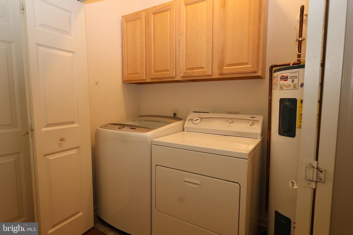 650 Trafalgar Drive photo 27