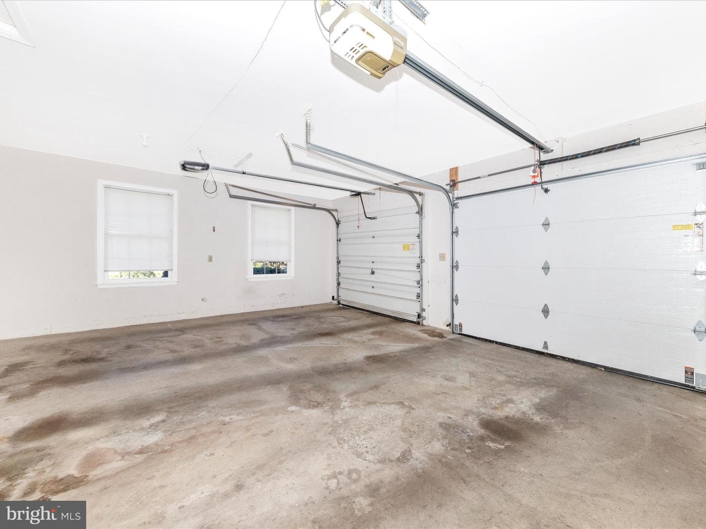18213 Summerlin Drive photo 17