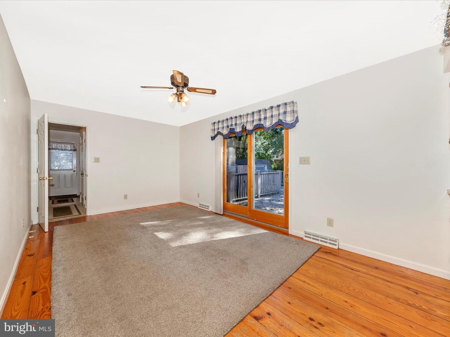 18213 Summerlin Drive photo 8