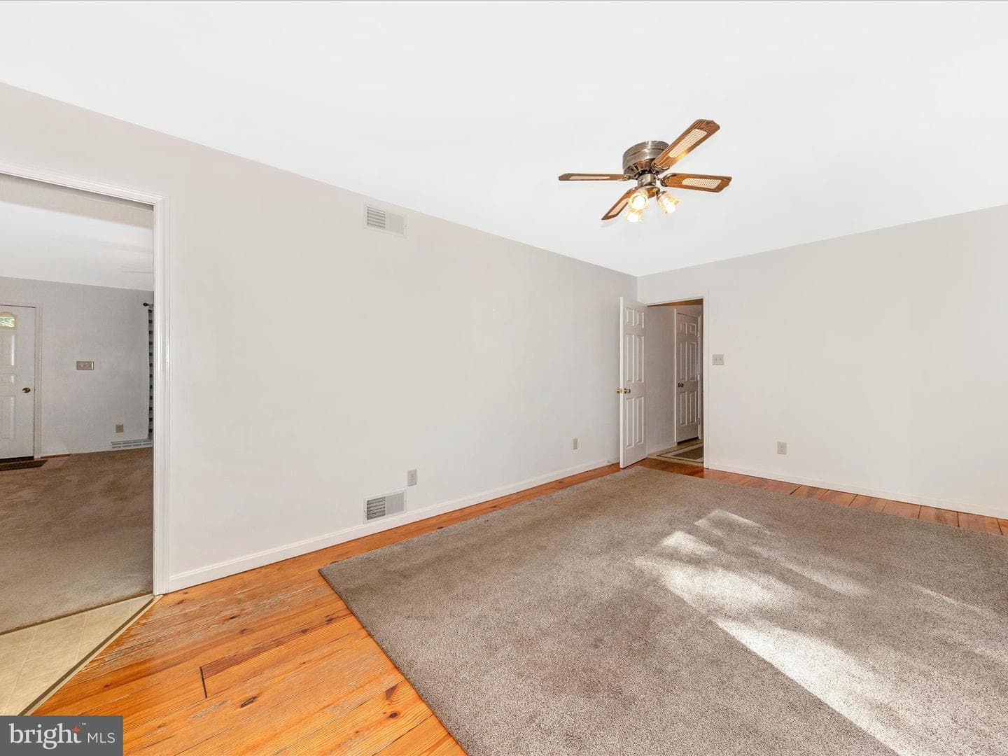 18213 Summerlin Drive photo 9