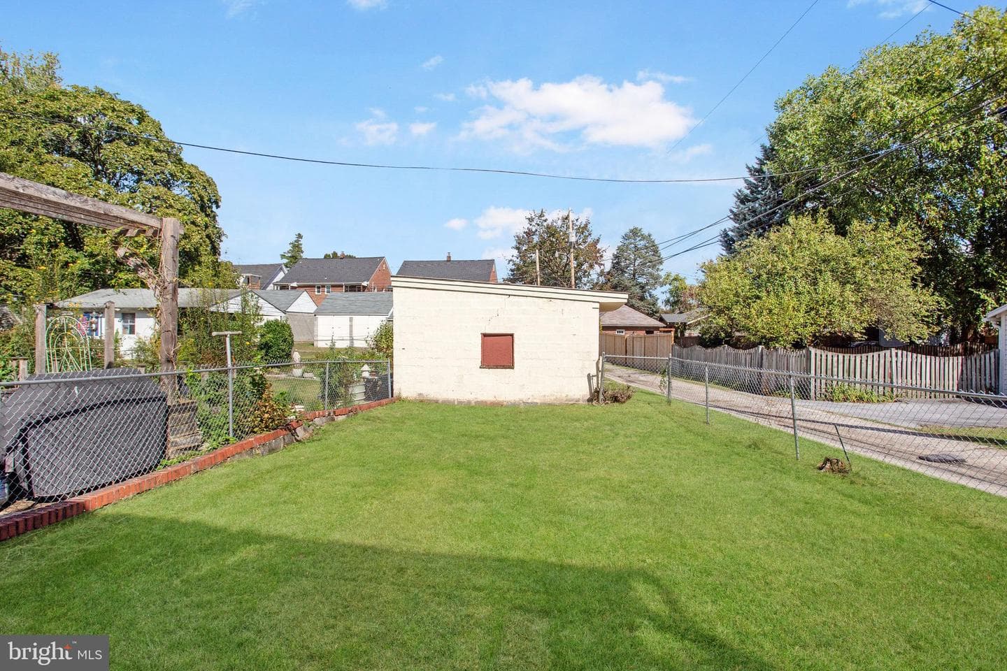 26 Laurel Street photo 22