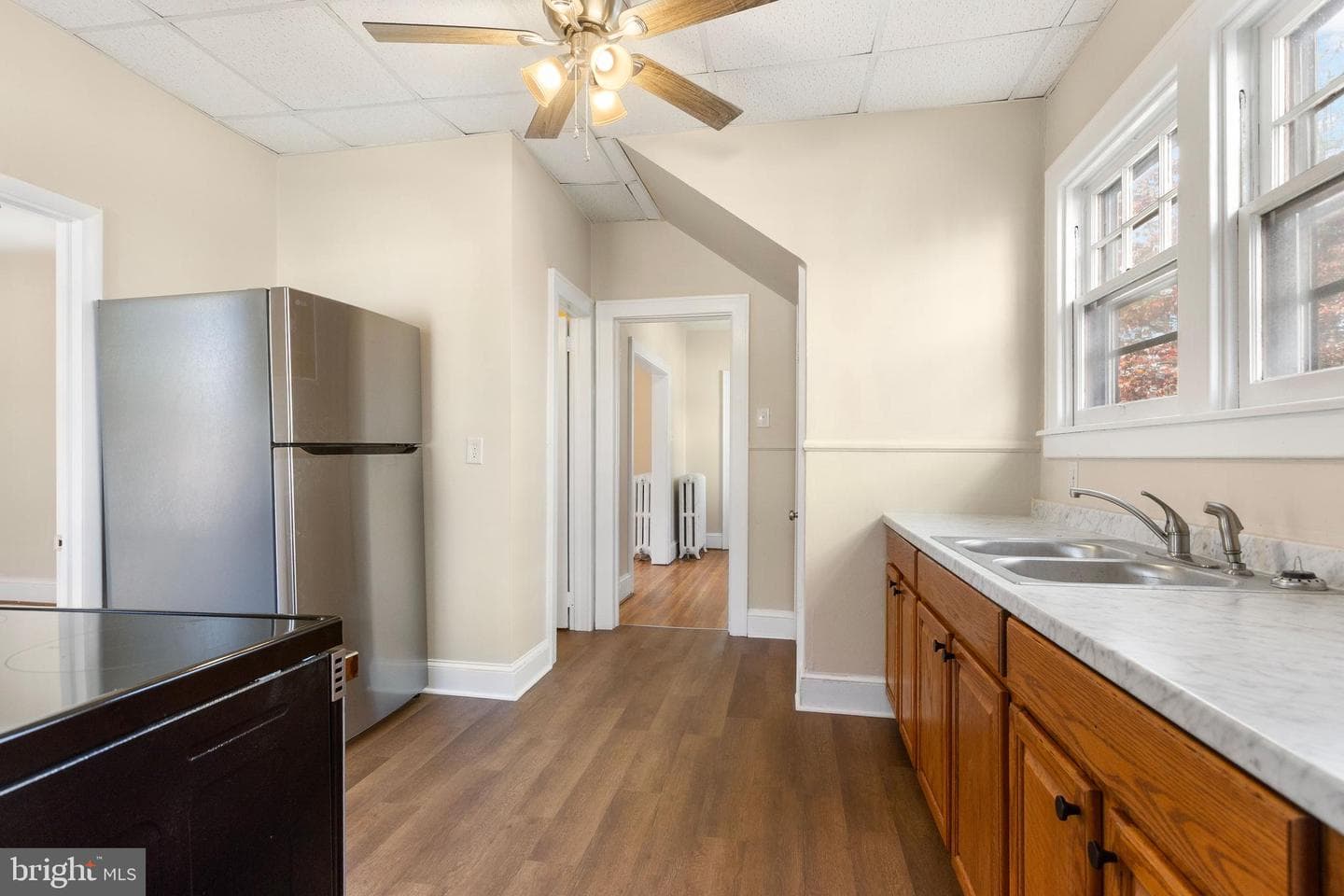 26 Laurel Street photo 8