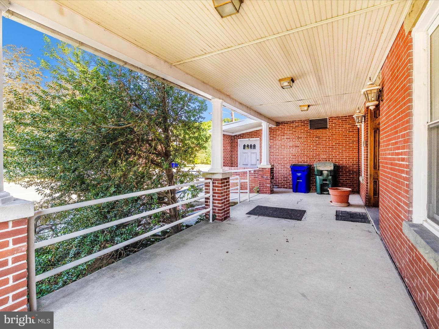 704 Oak Hill Avenue photo 40