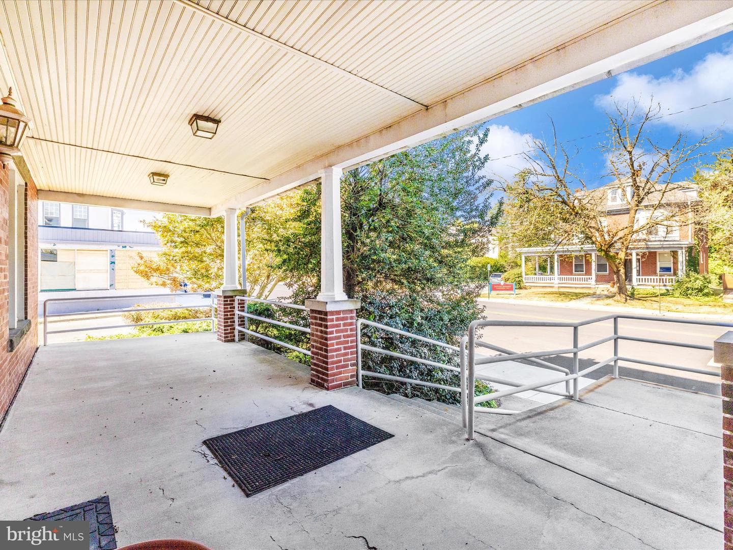 704 Oak Hill Avenue photo 42