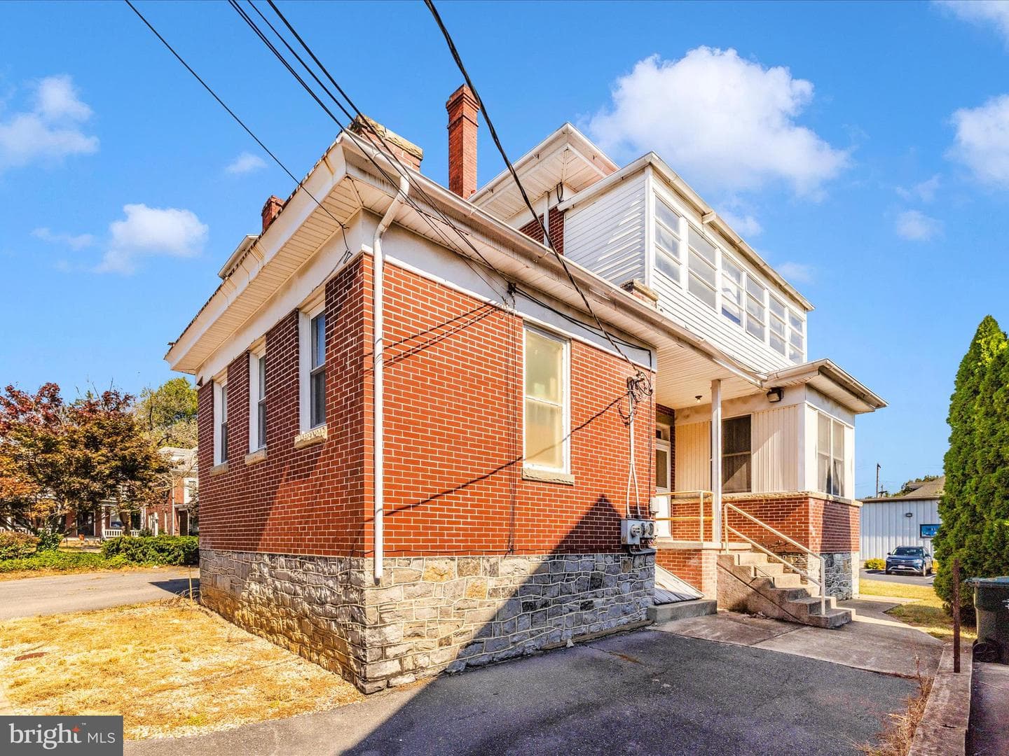 704 Oak Hill Avenue photo 49