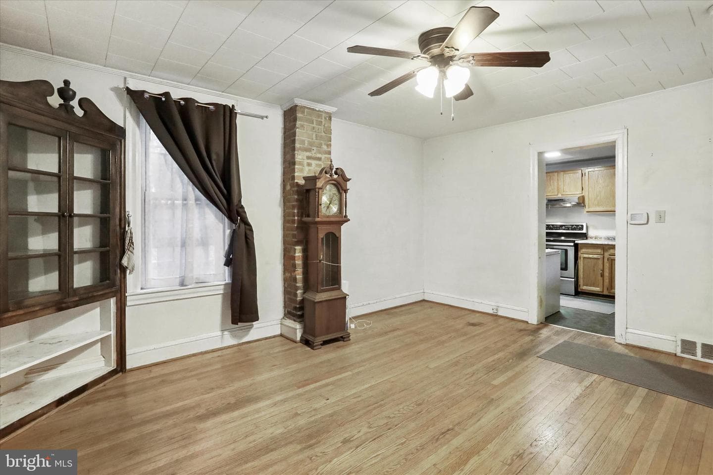 142 East Avenue photo 11