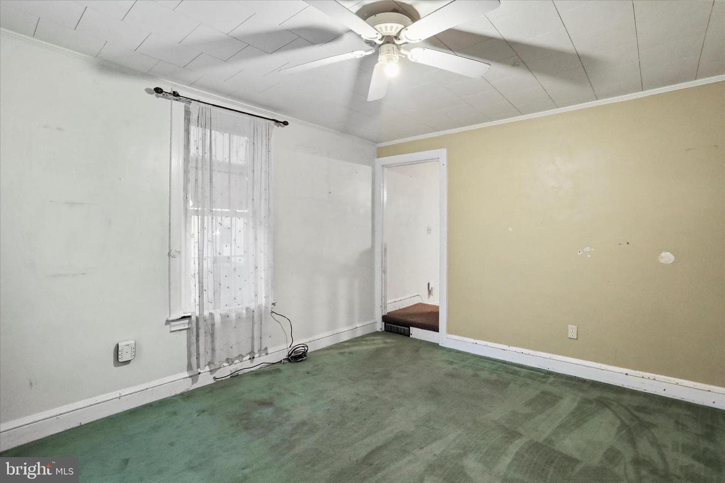 142 East Avenue photo 8