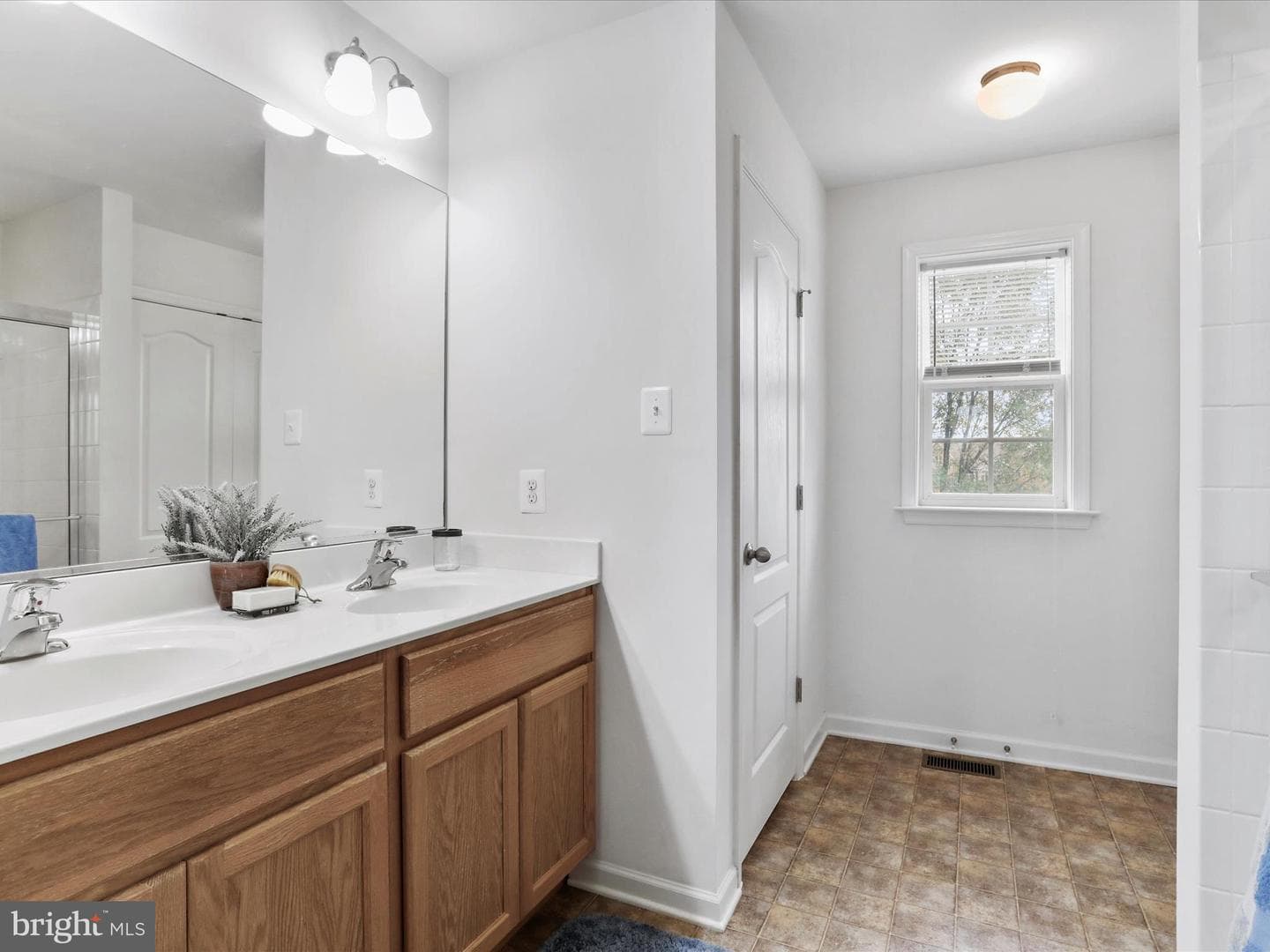 19111 Black Maple Way photo 26