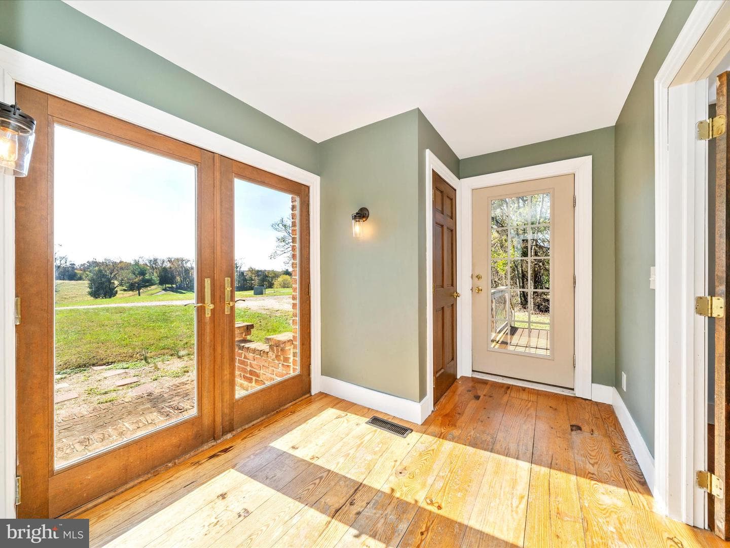 14924 Clear Spring Road photo 24