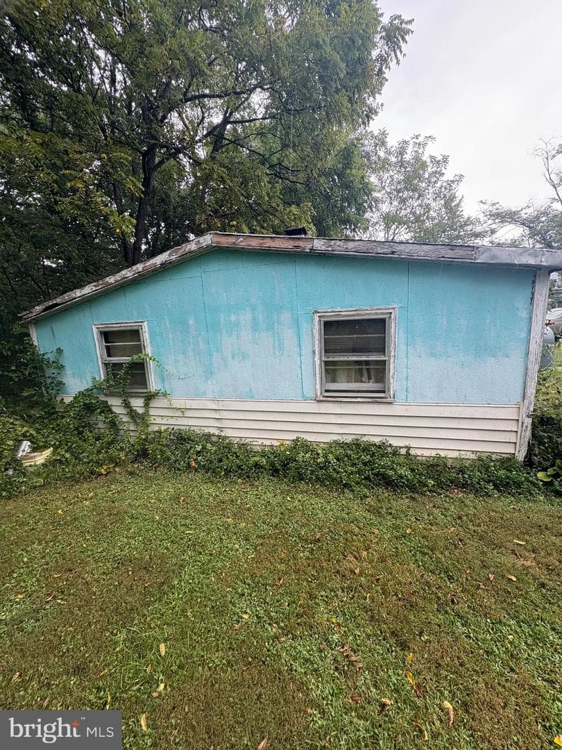 8042 Avis Mill Road photo 13