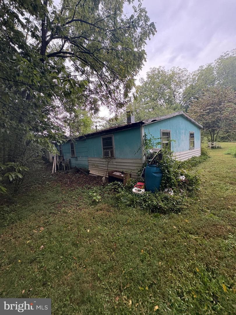 8042 Avis Mill Road photo 16