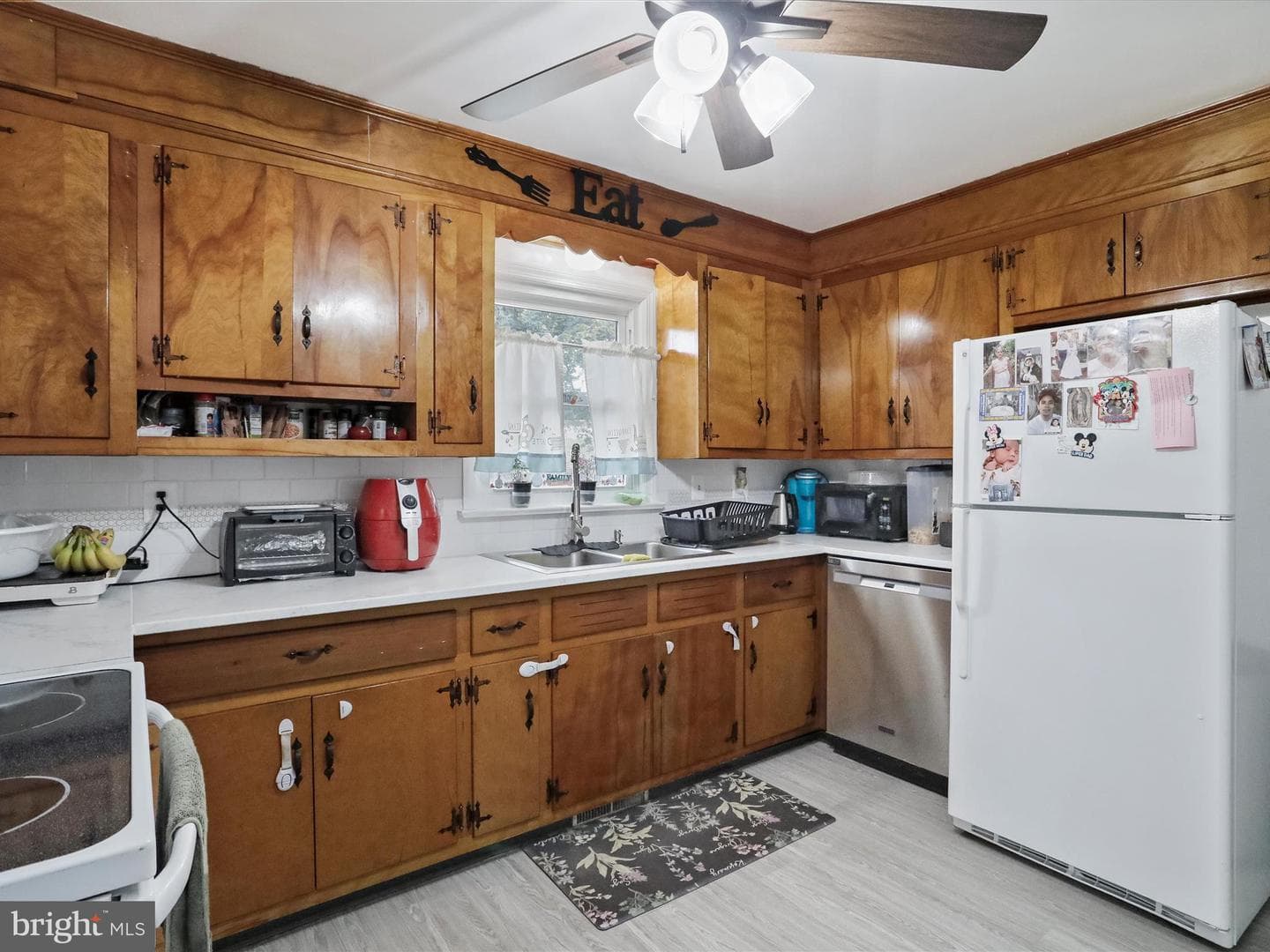 10901 Roessner Avenue photo 11