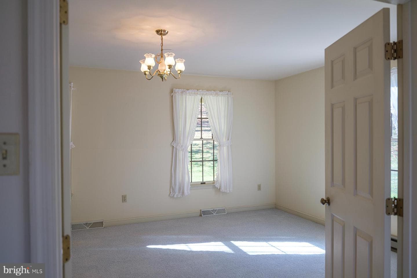 6230 Washington Monument Road photo 11