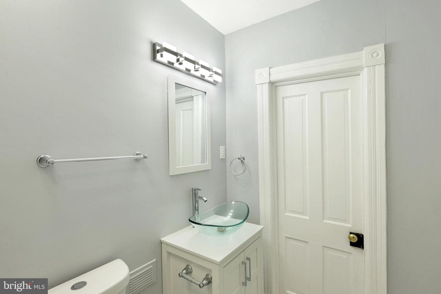 410 Summit Avenue photo 27