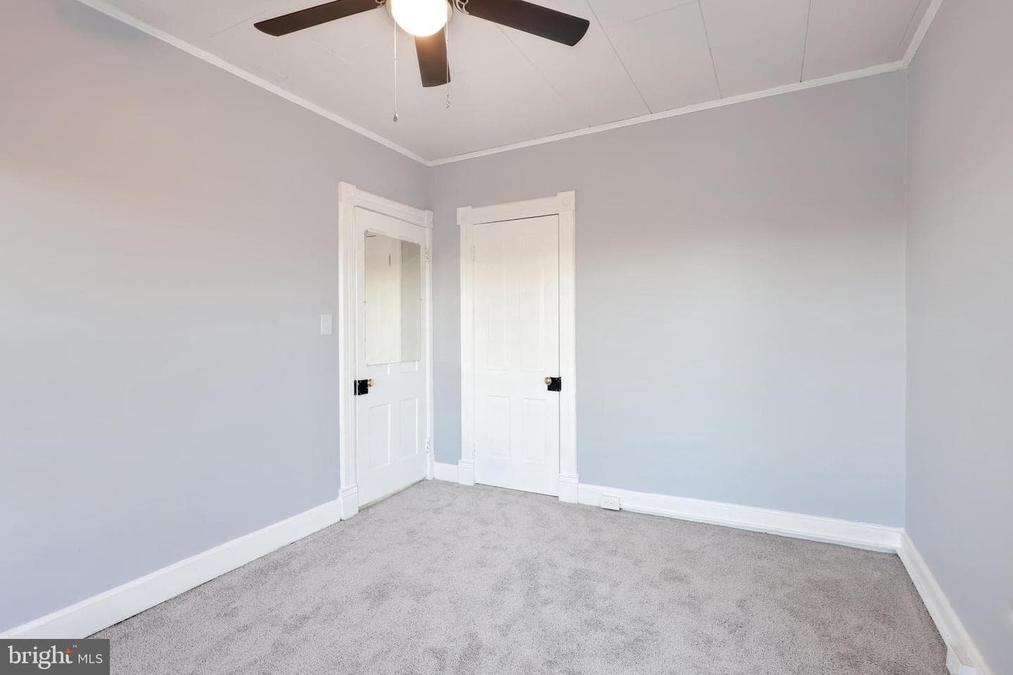 410 Summit Avenue photo 36