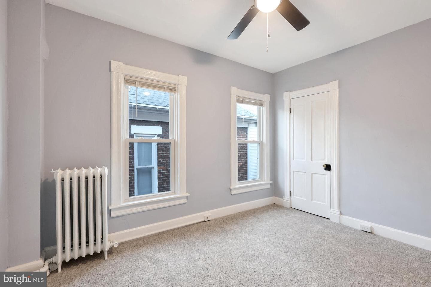 410 Summit Avenue photo 39