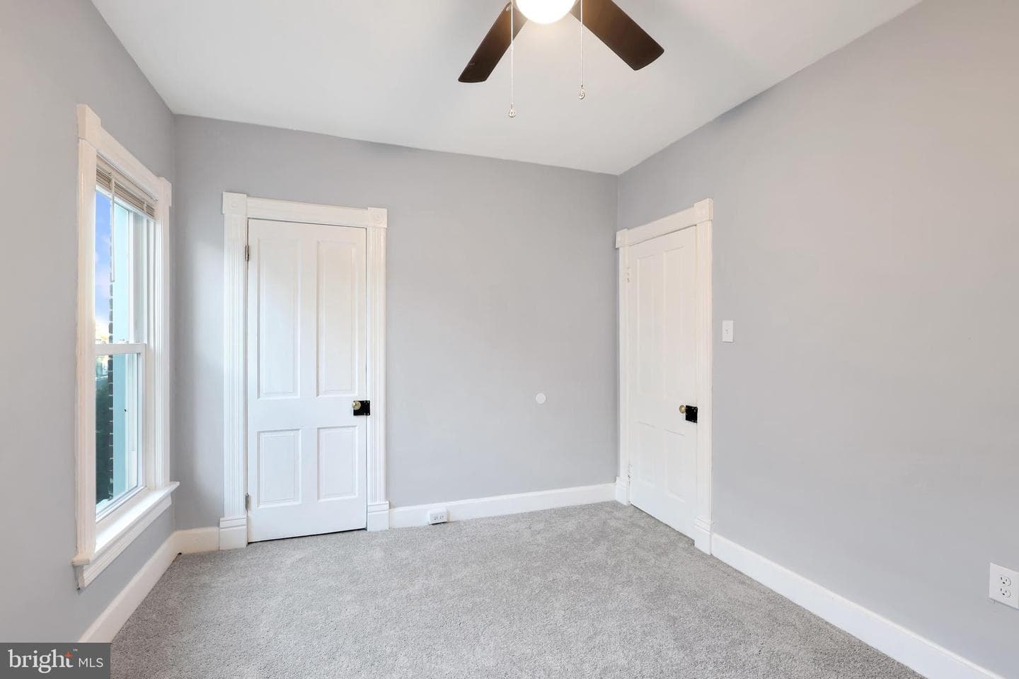 410 Summit Avenue photo 40