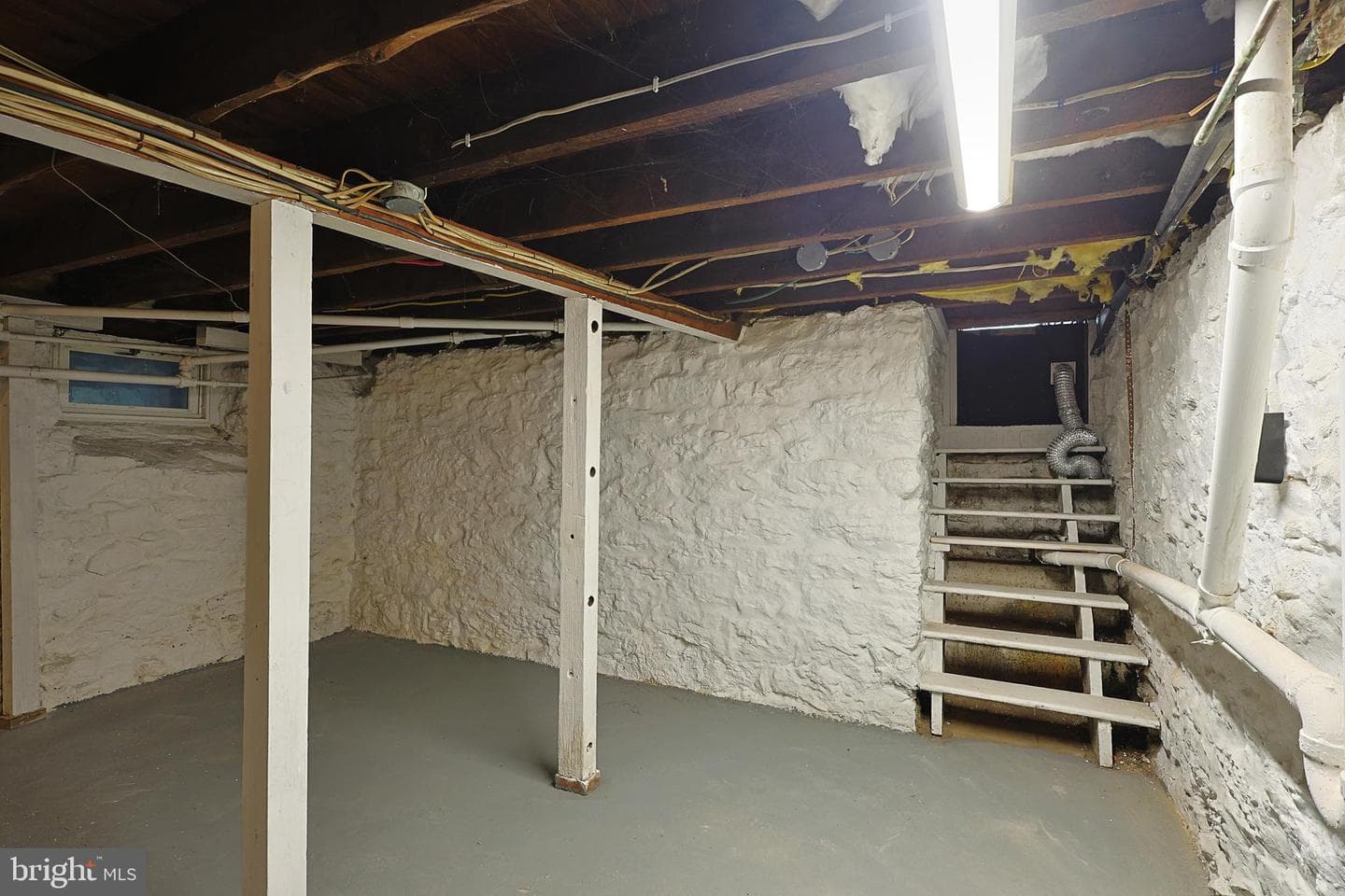 410 Summit Avenue photo 48