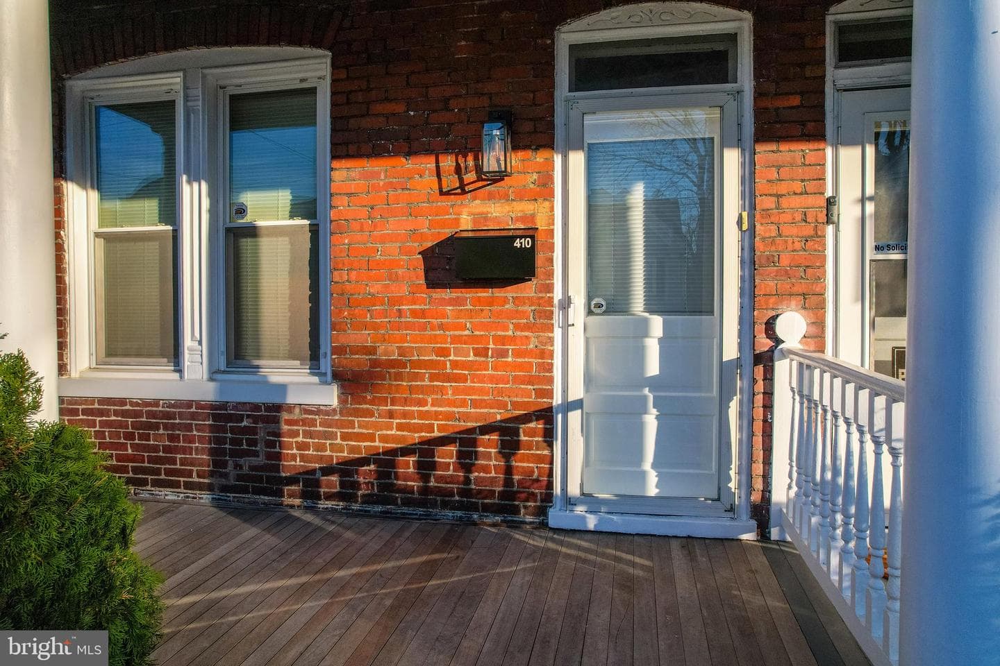 410 Summit Avenue photo 9