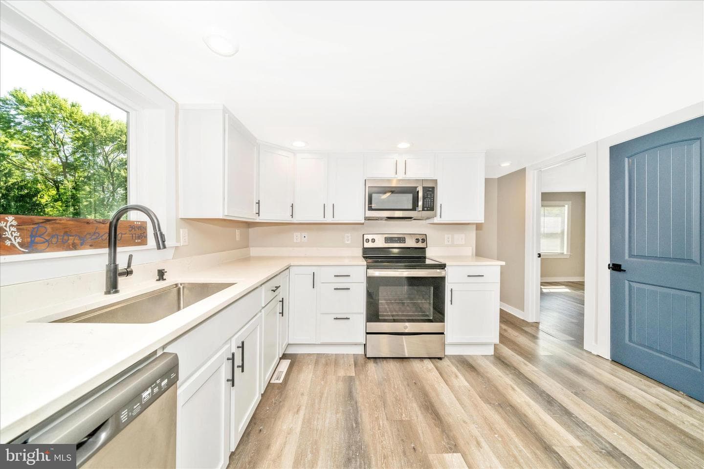 20724 Netz Road photo 10