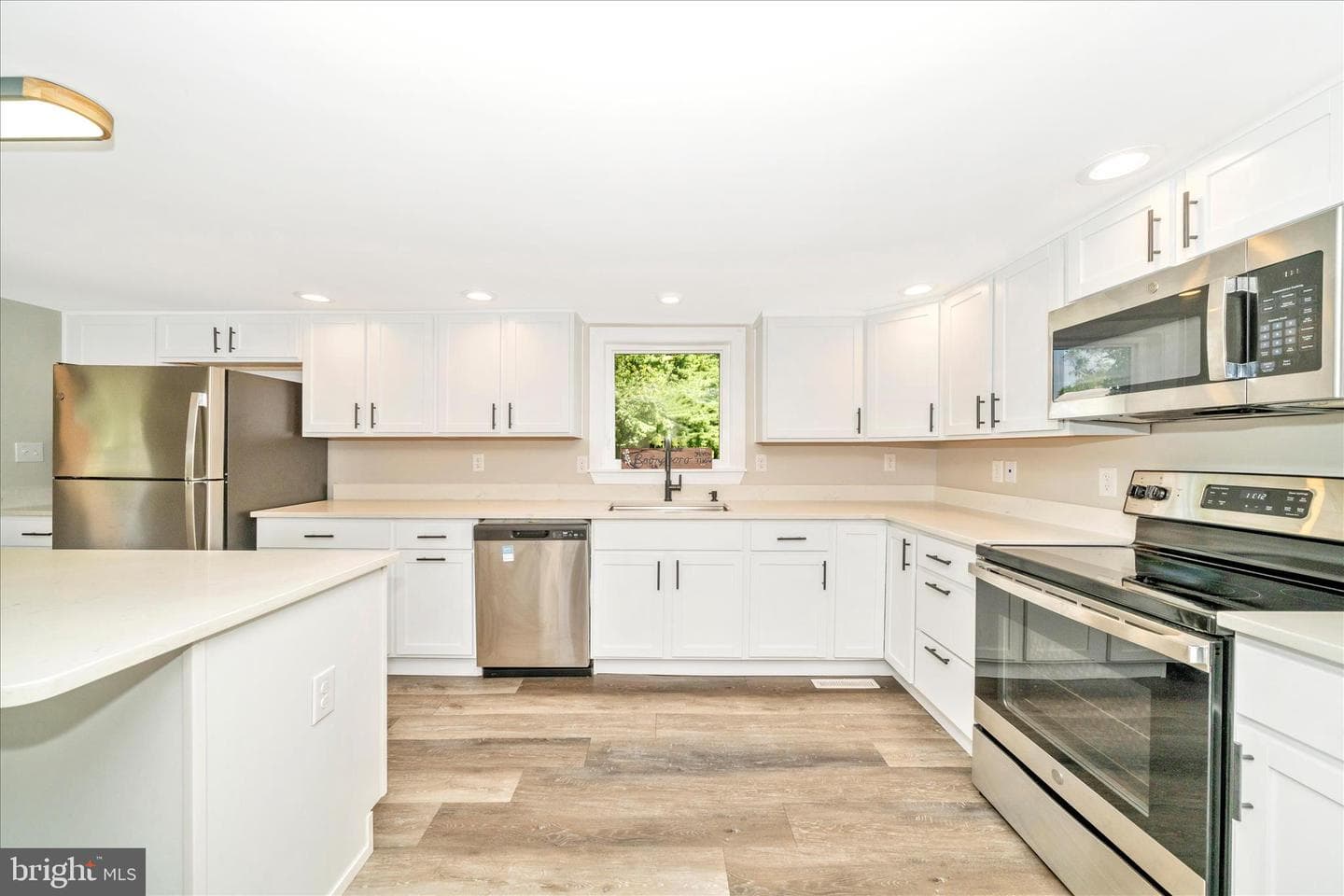 20724 Netz Road photo 11