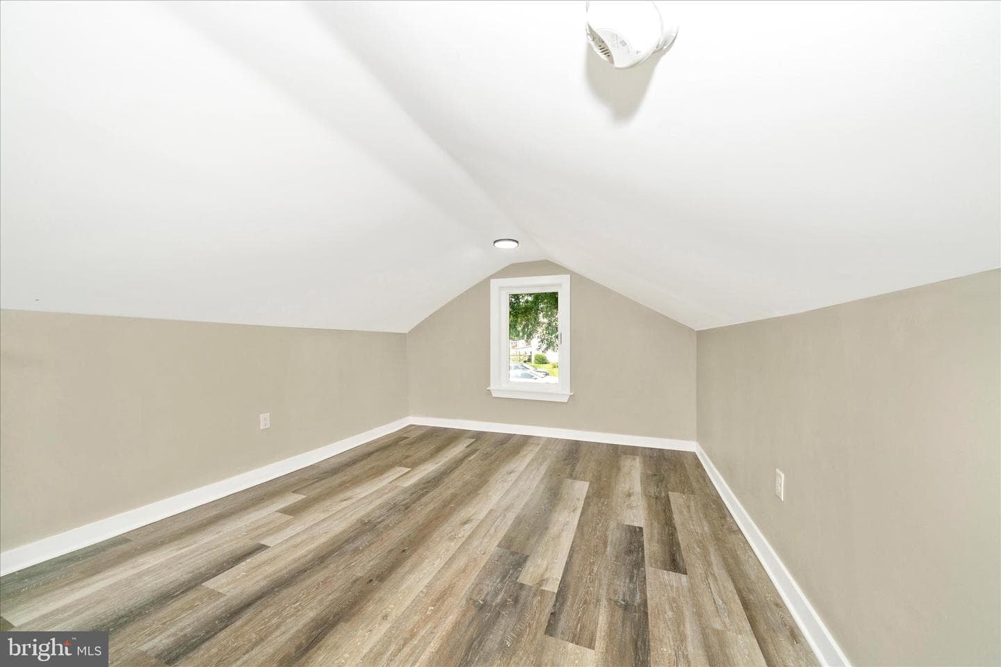 20724 Netz Road photo 23