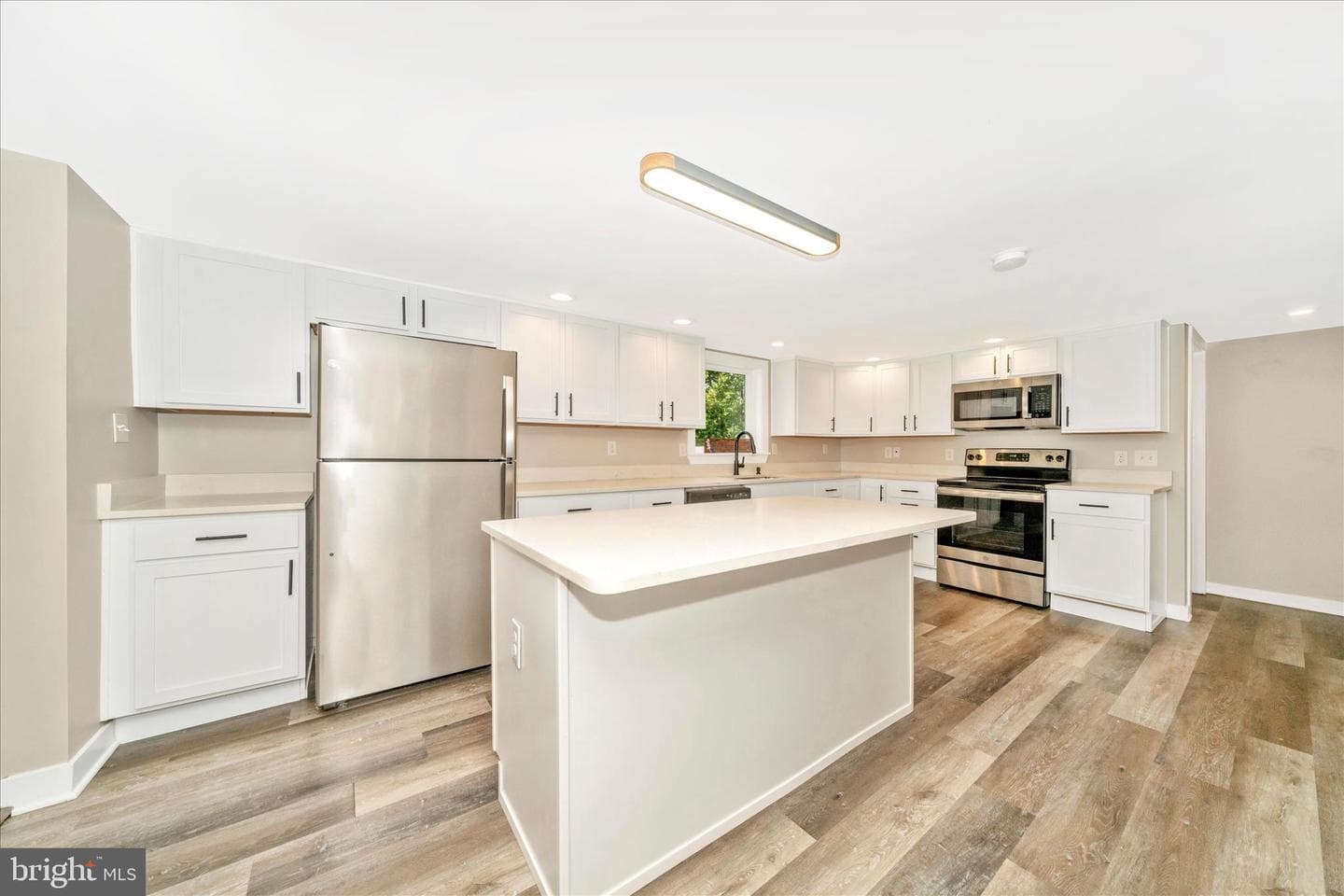 20724 Netz Road photo 9