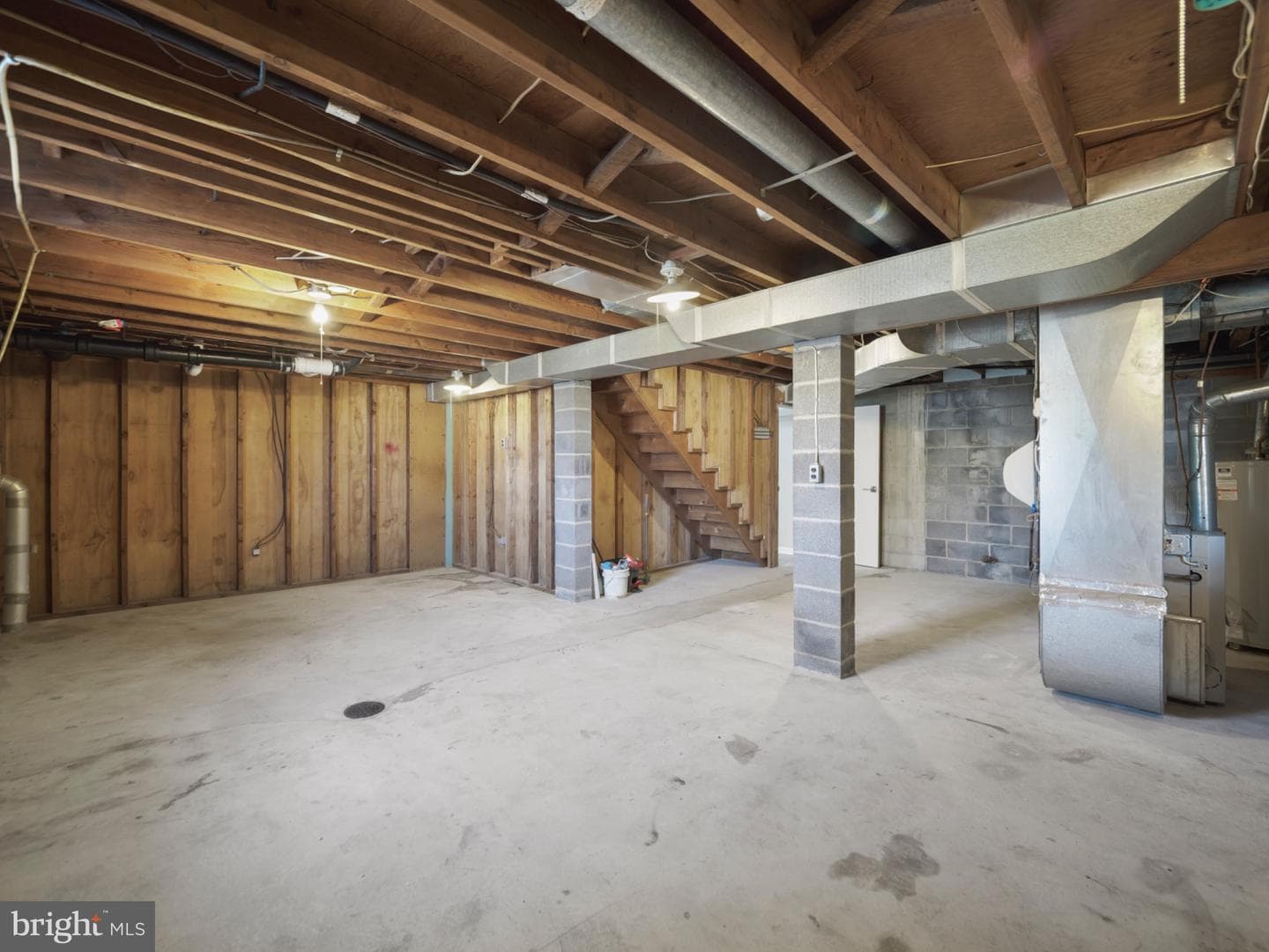 17724 Timberlane photo 28