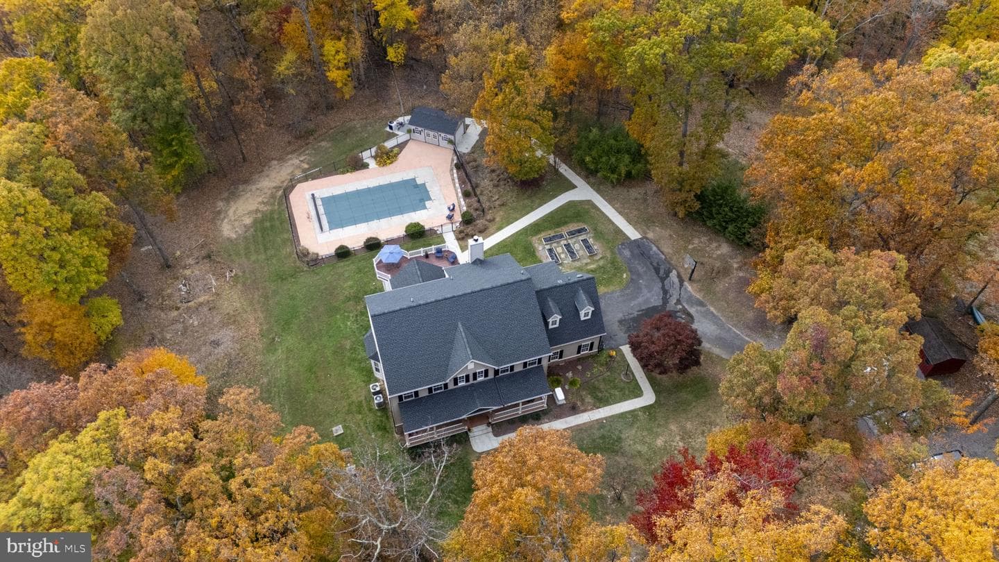 18637 Outpost Road photo 42
