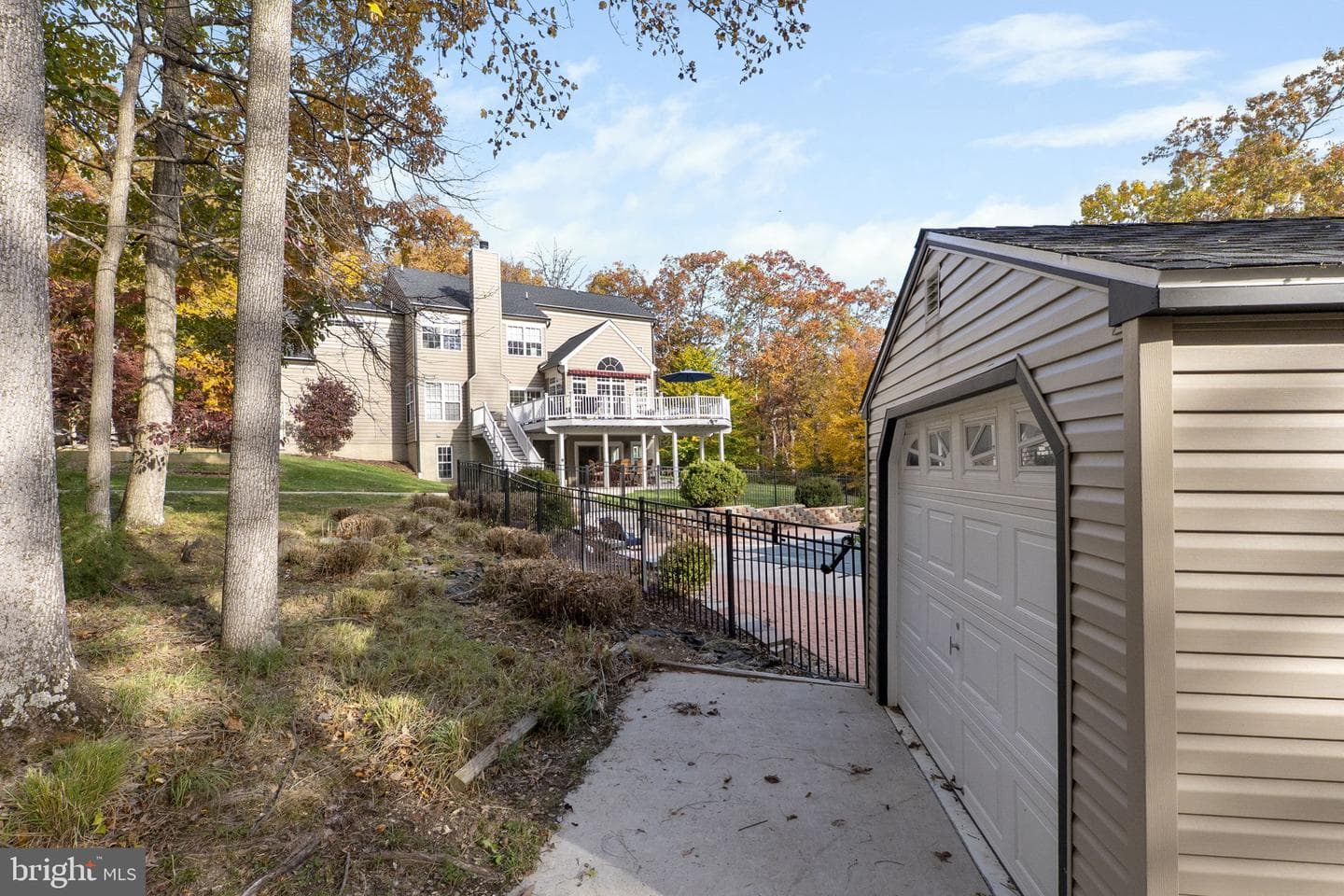 18637 Outpost Road photo 77
