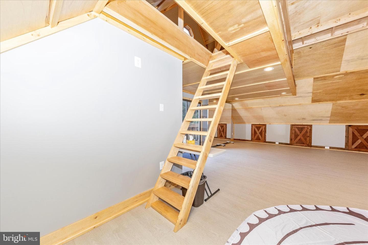 1402 Hoffmaster Road photo 37