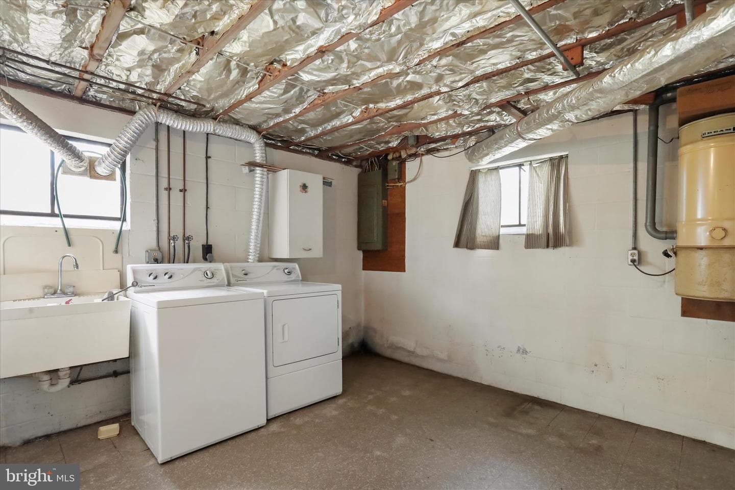 18531 Kent Avenue photo 26