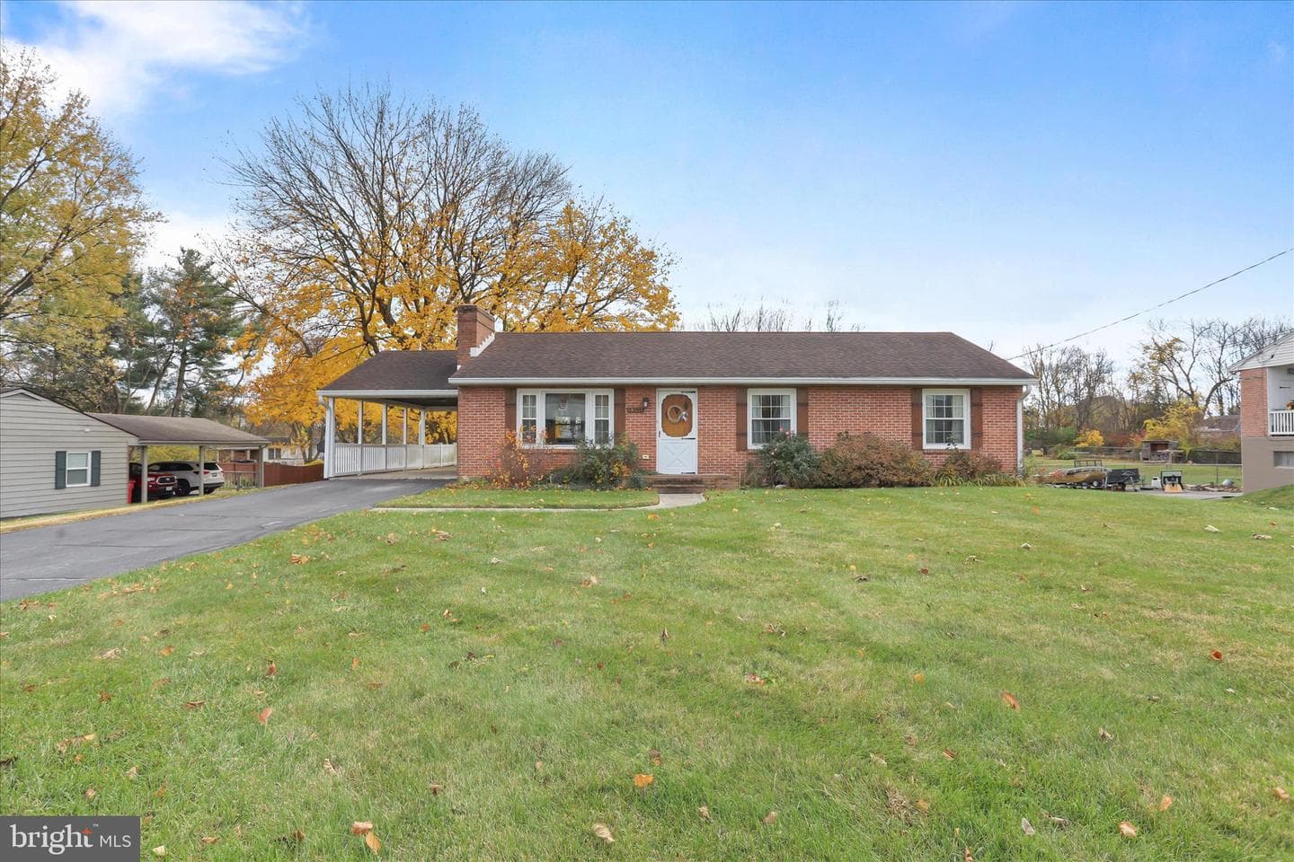 18531 Kent Avenue photo 28