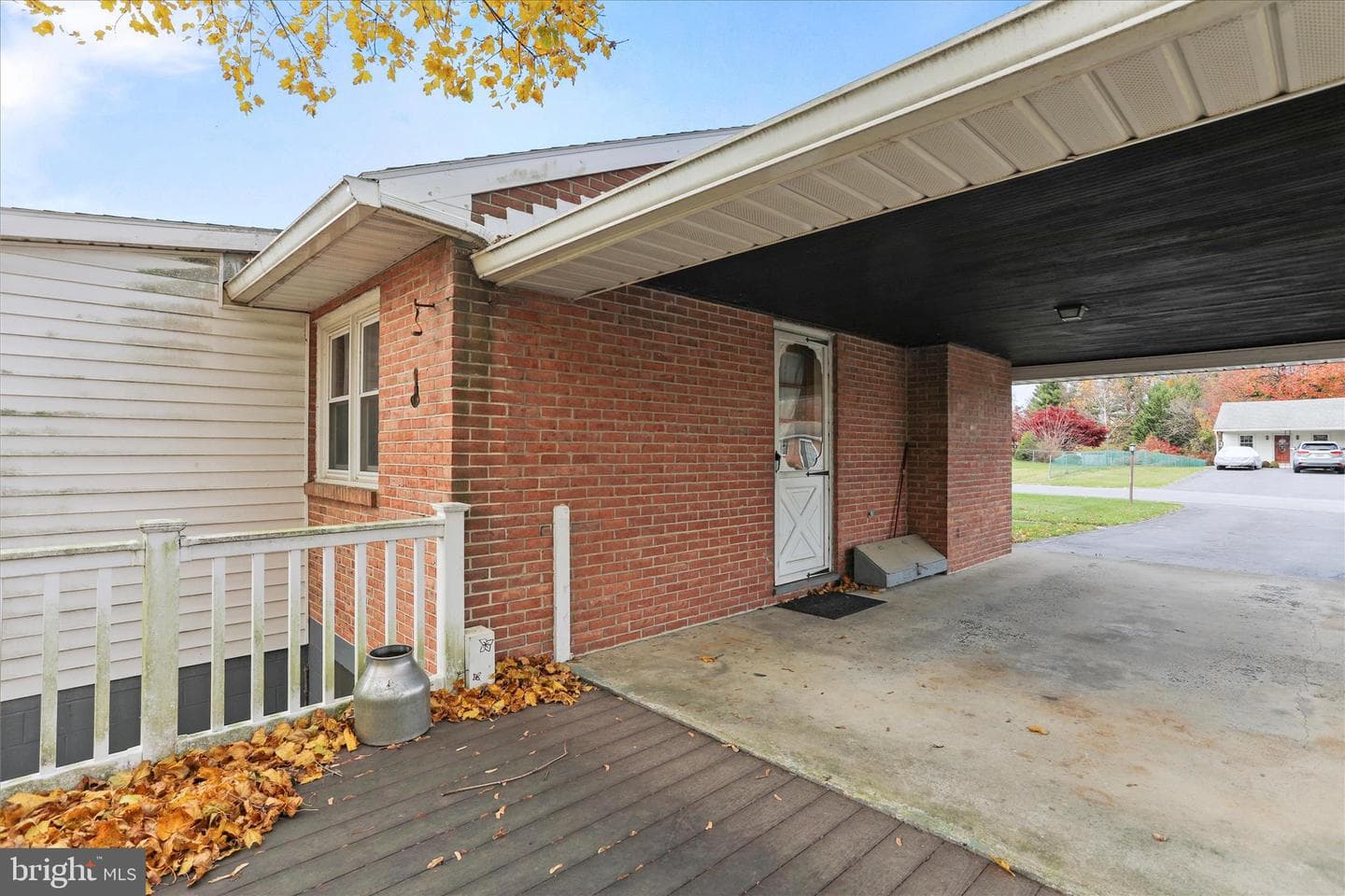 18531 Kent Avenue photo 30