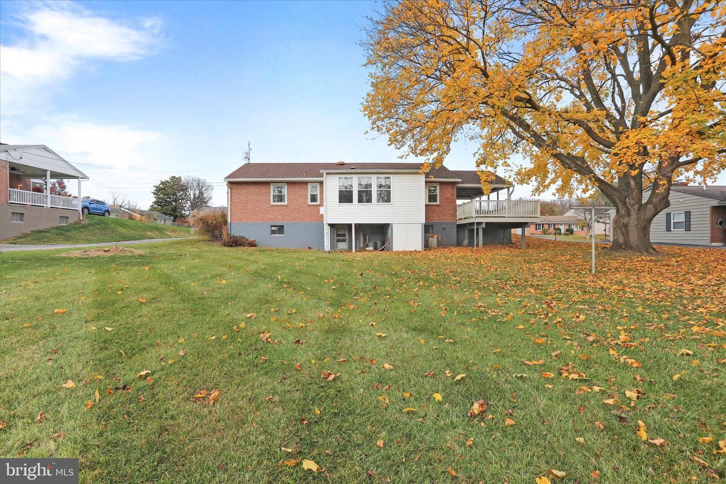 18531 Kent Avenue photo 33
