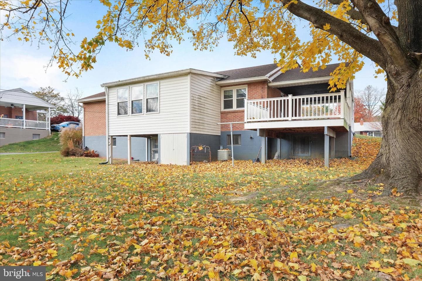 18531 Kent Avenue photo 35