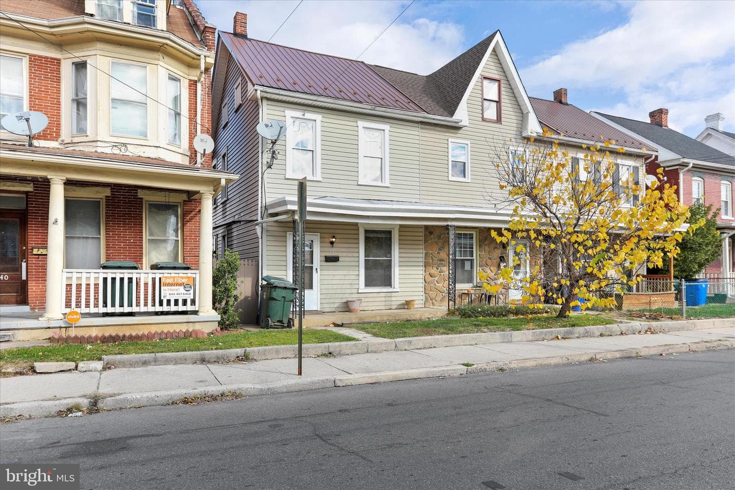 42 Fairground Avenue photo 3