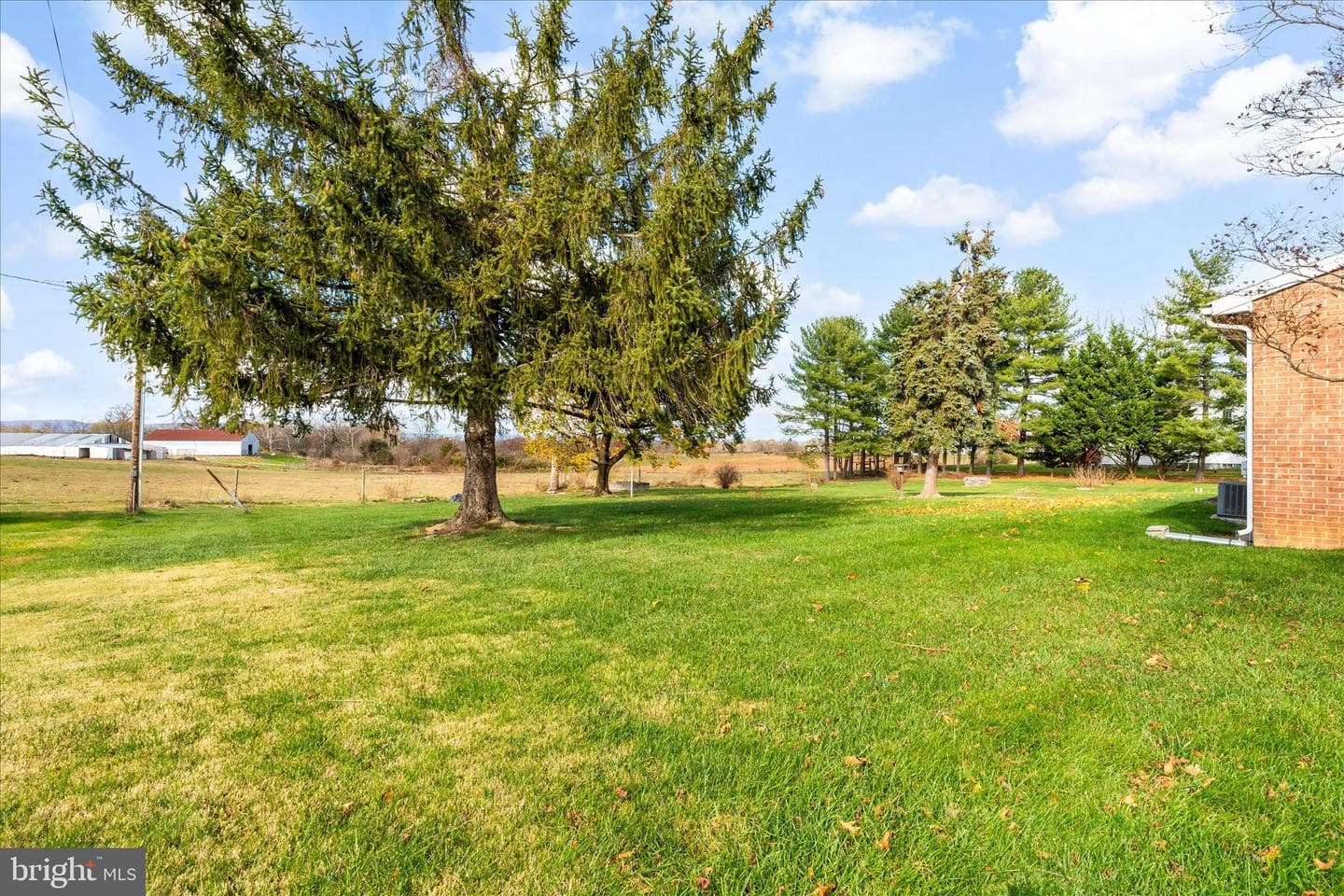 13824 Broadfording Church Road photo 35