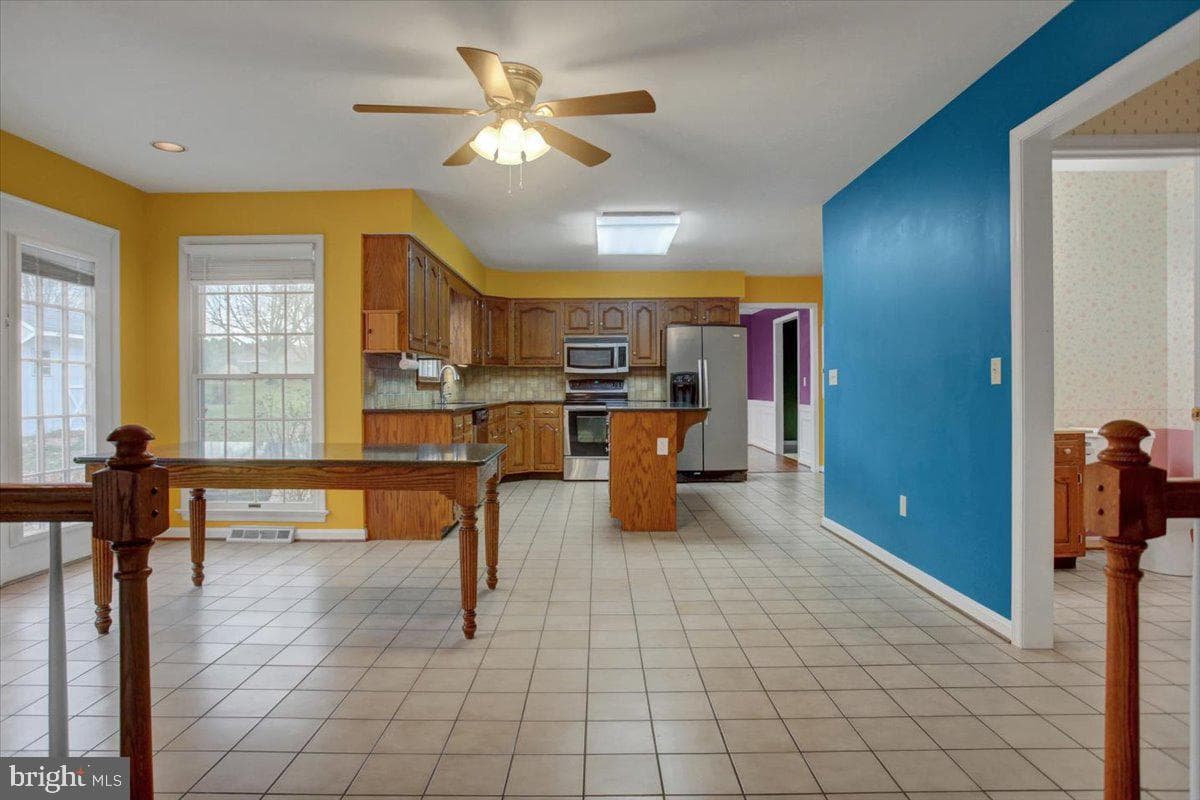 12930 Oak Hill Avenue photo 23