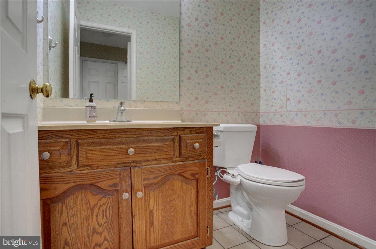 12930 Oak Hill Avenue photo 24