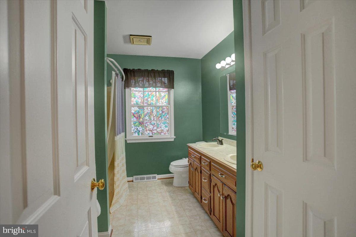 12930 Oak Hill Avenue photo 26